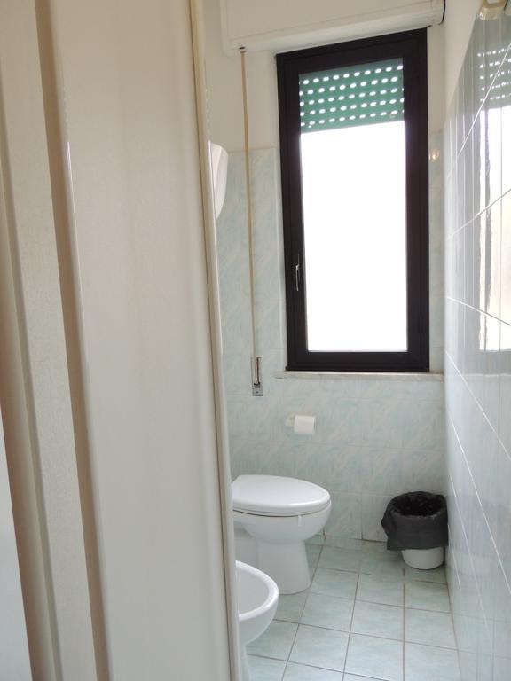 Albergo Il Terrazzino 维博瓦伦蒂亚码头 客房 照片